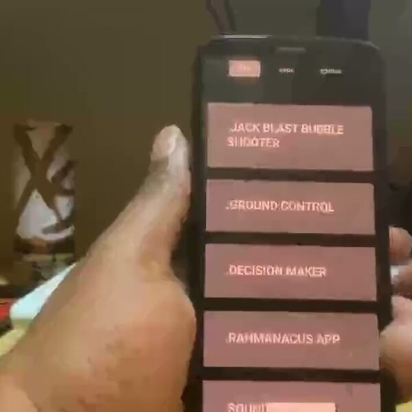 feature video: rahmanacuus app side view